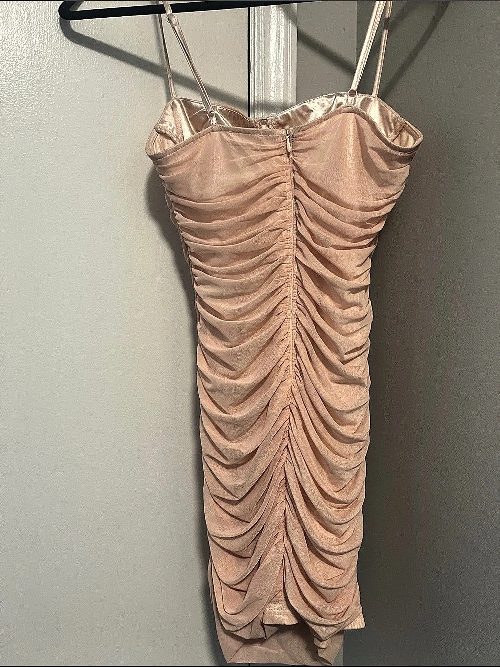 superdown Ruched Midi Dress in Pink Size Medium Like New